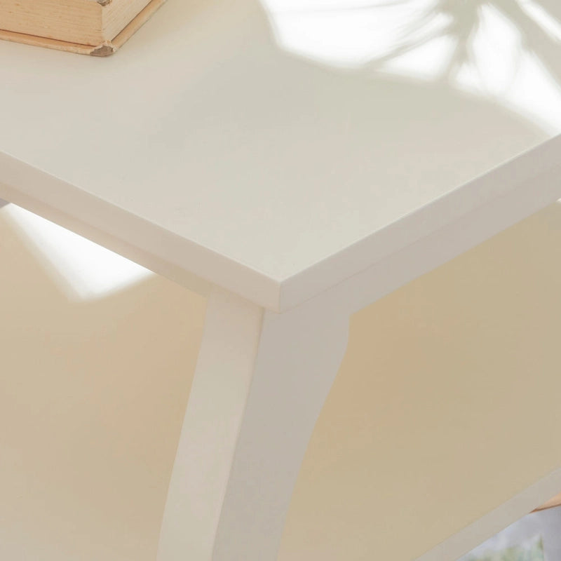 Mesa auxiliar rústica de madera con 2 estantes